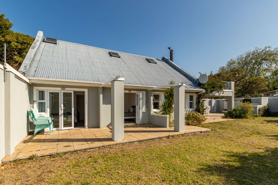 5 Bedroom Property for Sale in Tokai Western Cape